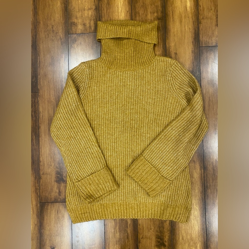 Cleo Warm Amber Turtleneck Sweater